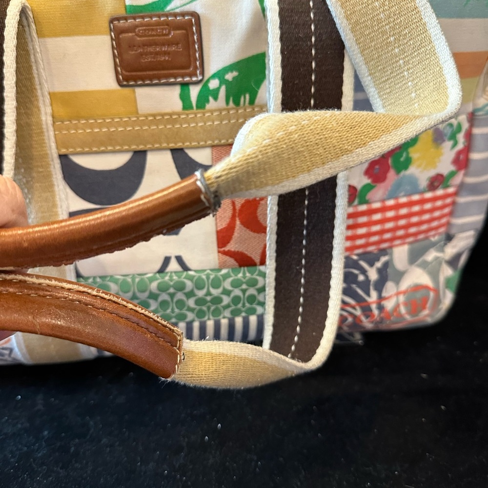 Coach Hampton 2006 Patchwork Canvas Tote in Multicolor with Tan Straps Vintage - Picture 14 of 15